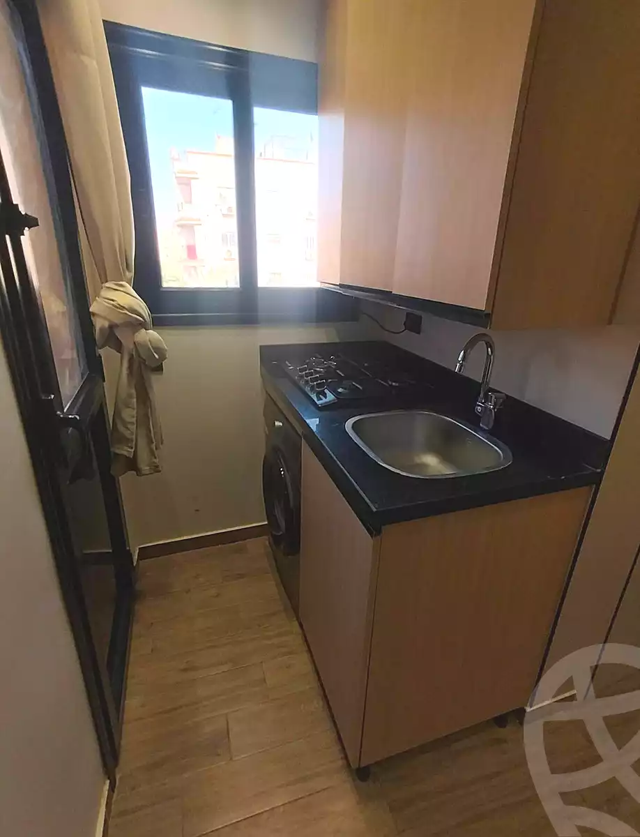 https://aqarmap.com.eg/ar/listing/7350176-for-rent-cairo-6th-of-october-el-ahyaa-neighborhood-1st-third-neighborhood