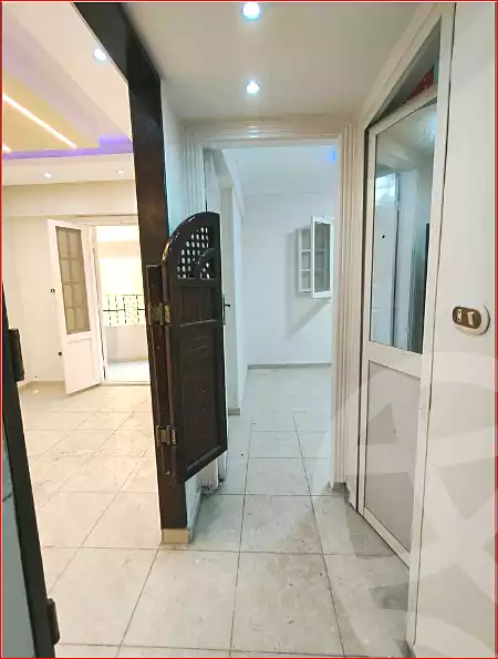 https://aqarmap.com.eg/ar/listing/7350302-for-sale-alexandria-lsywf-el-falki