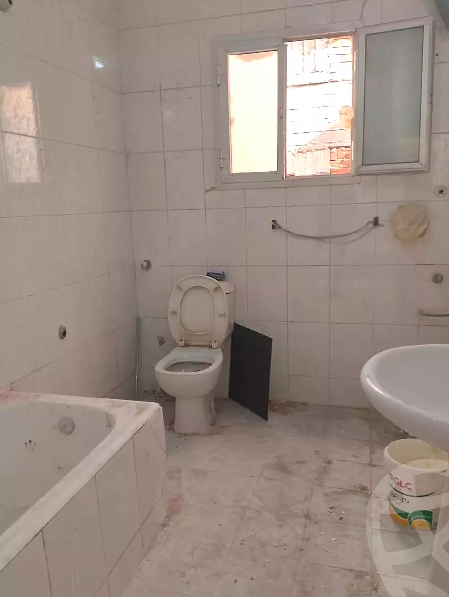 https://aqarmap.com.eg/en/listing/7350522-for-rent-alexandria-al-agamy-lbytsh-el-tayar-st