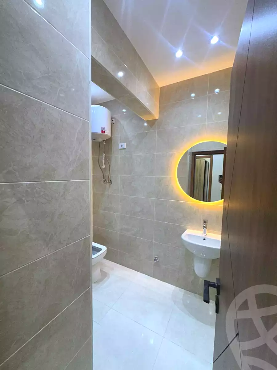 https://aqarmap.com.eg/ar/listing/7350560-for-rent-cairo-6th-of-october-el-ahyaa-neighborhood-1st-al-maahad
