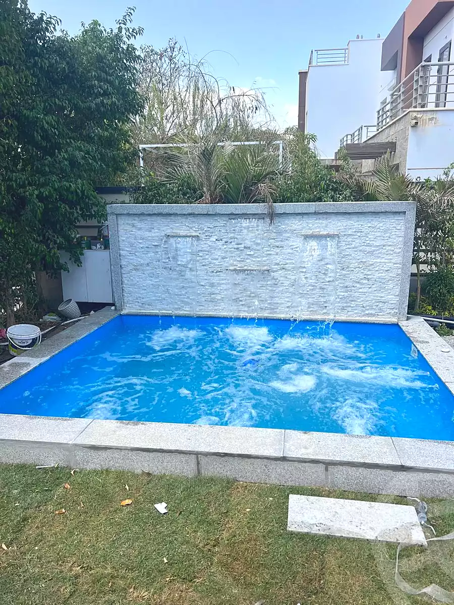 https://aqarmap.com.eg/en/listing/7350972-for-sale-cairo-new-cairo-compounds-hyde-park-hydeout-hyde-park