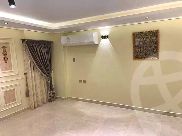 https://aqarmap.com.eg/ar/listing/7351212-for-sale-cairo-helwan-helwan-el-sharkeya-mostafa-safwat-st