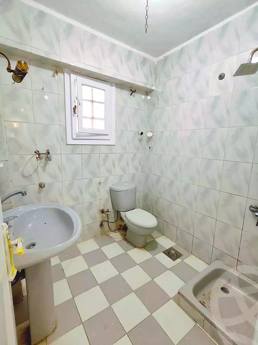 https://aqarmap.com.eg/en/listing/7351304-for-sale-alexandria-al-agamy-shataa-el-nakheel
