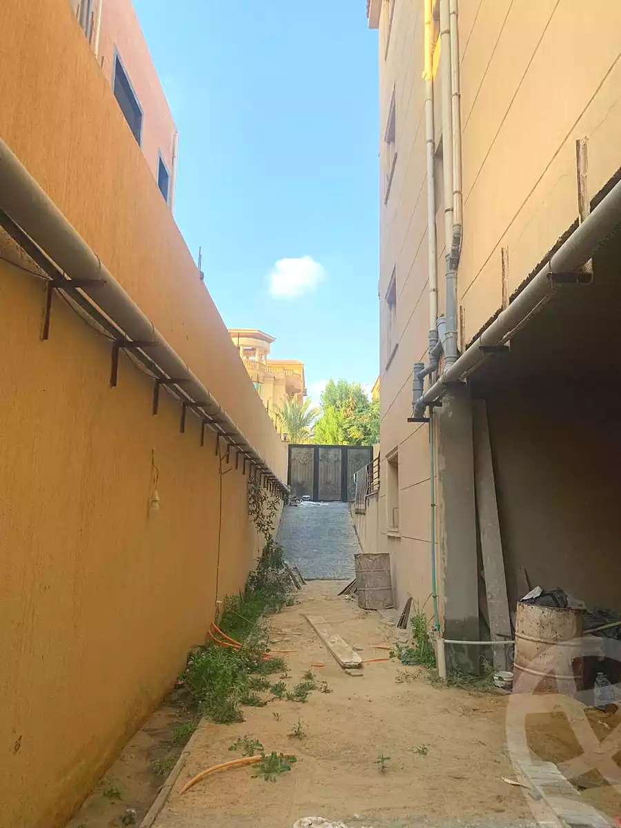 https://aqarmap.com.eg/en/listing/7351349-for-sale-cairo-new-cairo-sharq-el-akadamiya-sayed-makkawi-st