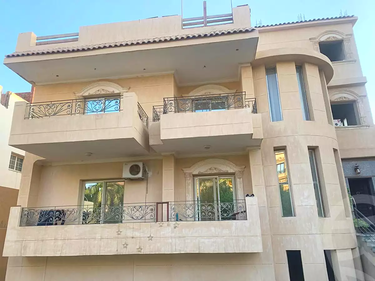 https://aqarmap.com.eg/en/listing/7351349-for-sale-cairo-new-cairo-sharq-el-akadamiya-sayed-makkawi-st