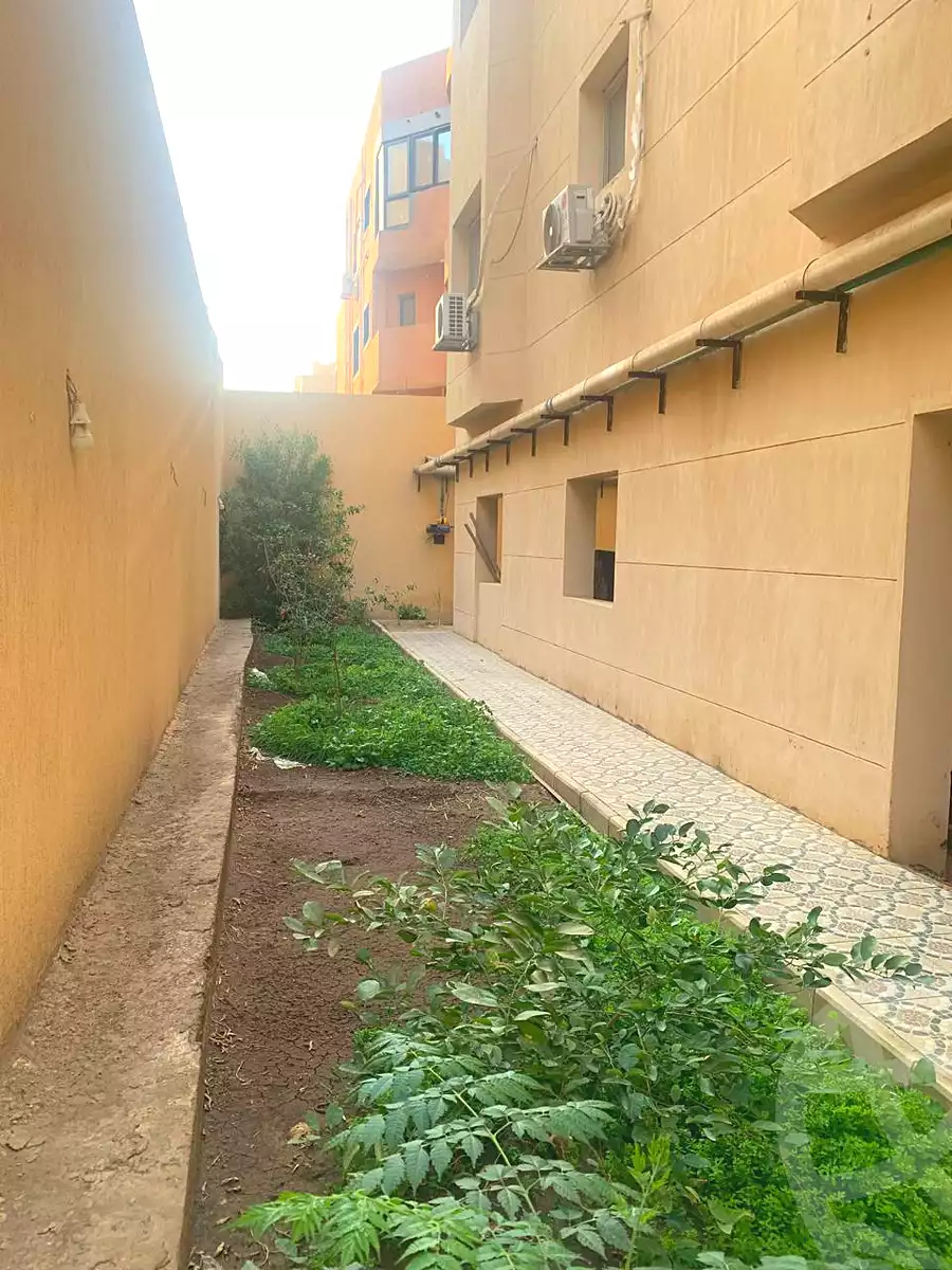 https://aqarmap.com.eg/en/listing/7351349-for-sale-cairo-new-cairo-sharq-el-akadamiya-sayed-makkawi-st