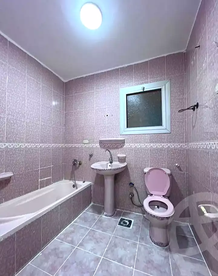 https://aqarmap.com.eg/en/listing/7351419-for-sale-alexandria-al-agamy-shataa-el-nakheel