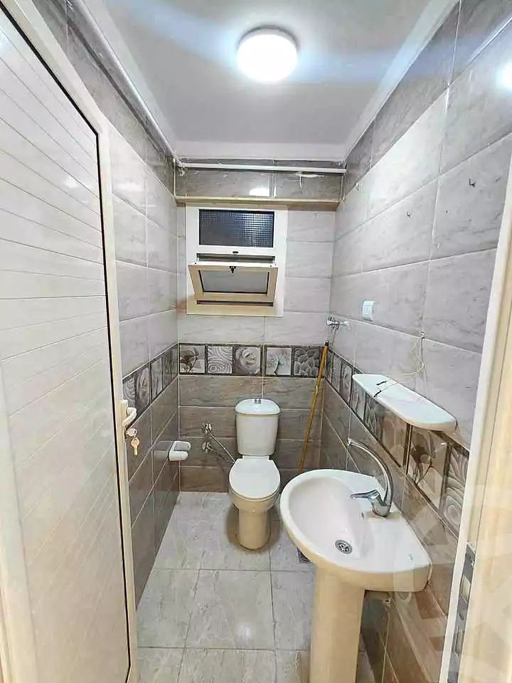 https://aqarmap.com.eg/en/listing/7351954-for-sale-alexandria-el-asafra-l-sfr-bhry