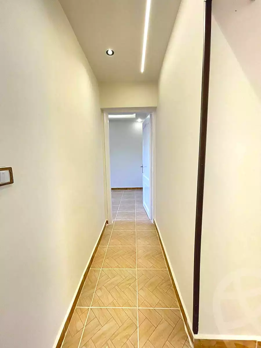https://aqarmap.com.eg/ar/listing/7352138-for-sale-alexandria-al-agamy-shataa-el-nakheel