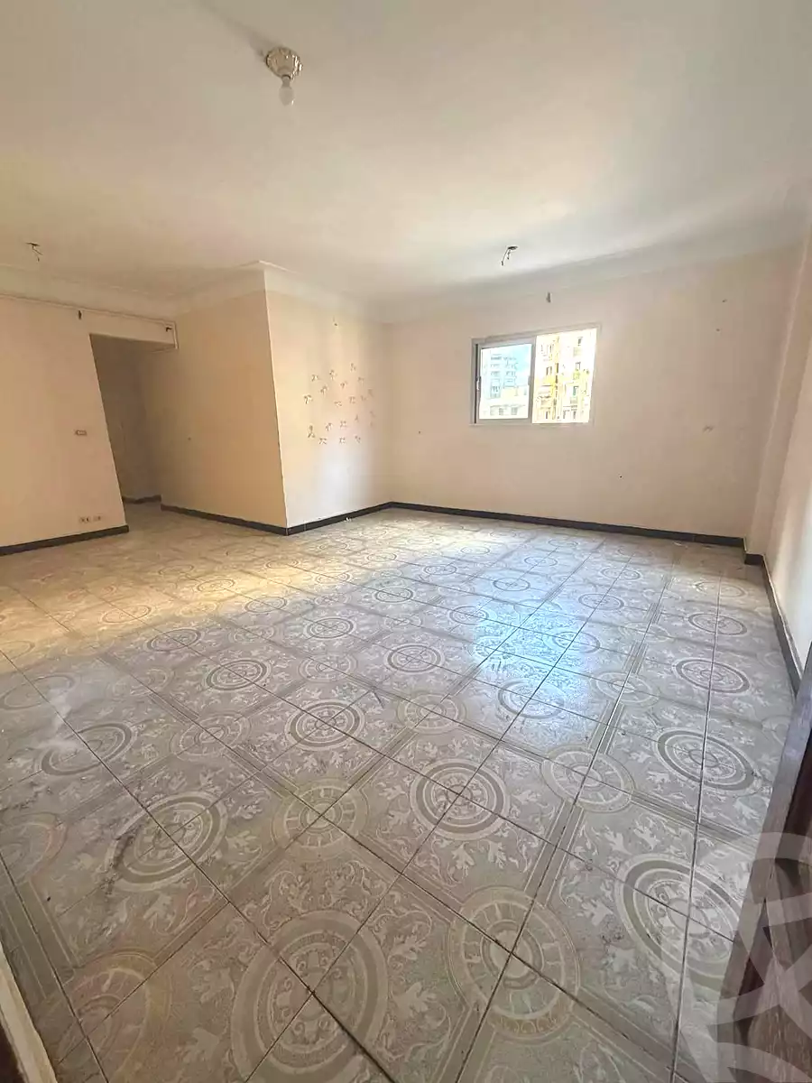 https://aqarmap.com.eg/en/listing/7352180-for-sale-alexandria-lsywf-shamaa