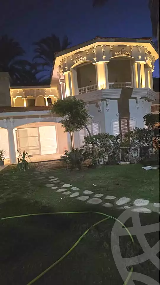 https://aqarmap.com.eg/ar/listing/7352185-for-sale-alexandria-al-agamy-lbytsh-el-hanafeya-st