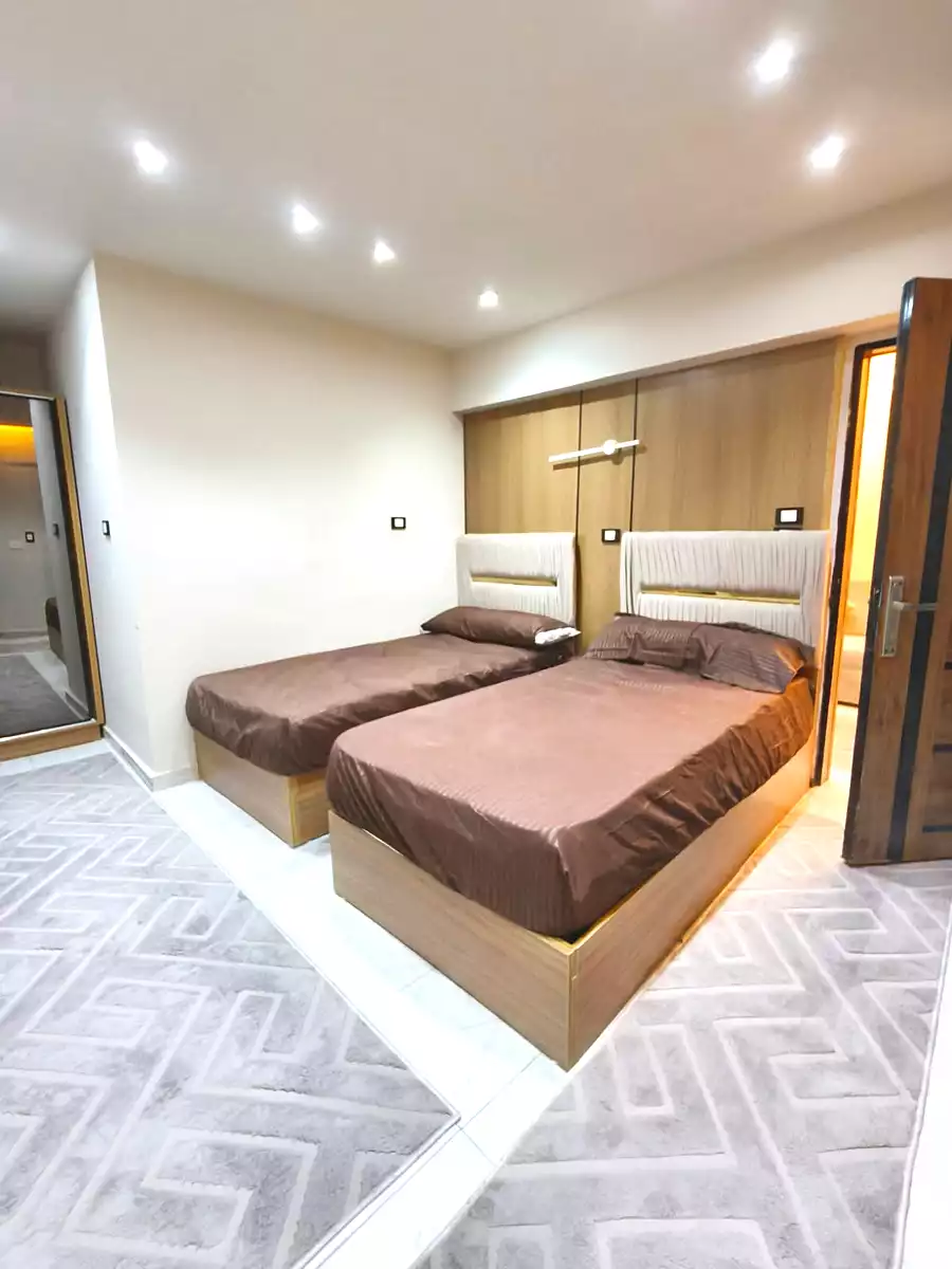 https://aqarmap.com.eg/ar/listing/7352330-for-rent-cairo-6th-of-october-el-ahyaa-neighborhood-2nd-divided-from-al-kafrawei-st