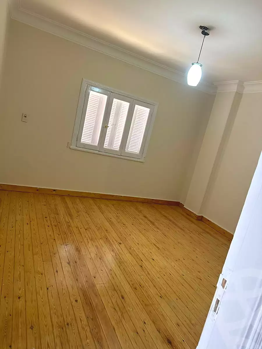 https://aqarmap.com.eg/ar/listing/7352364-for-sale-cairo-6th-of-october-el-ahyaa-neighborhood-5th-street-45