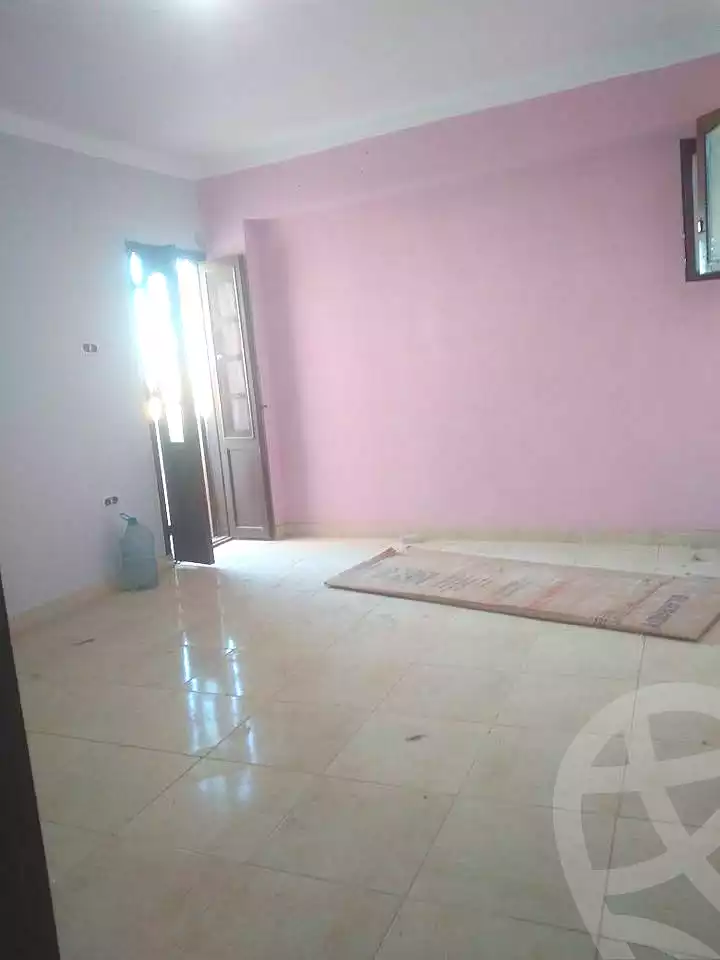 https://aqarmap.com.eg/en/listing/7352337-for-sale-alexandria-al-agamy-el-hanouvel-radwan-st