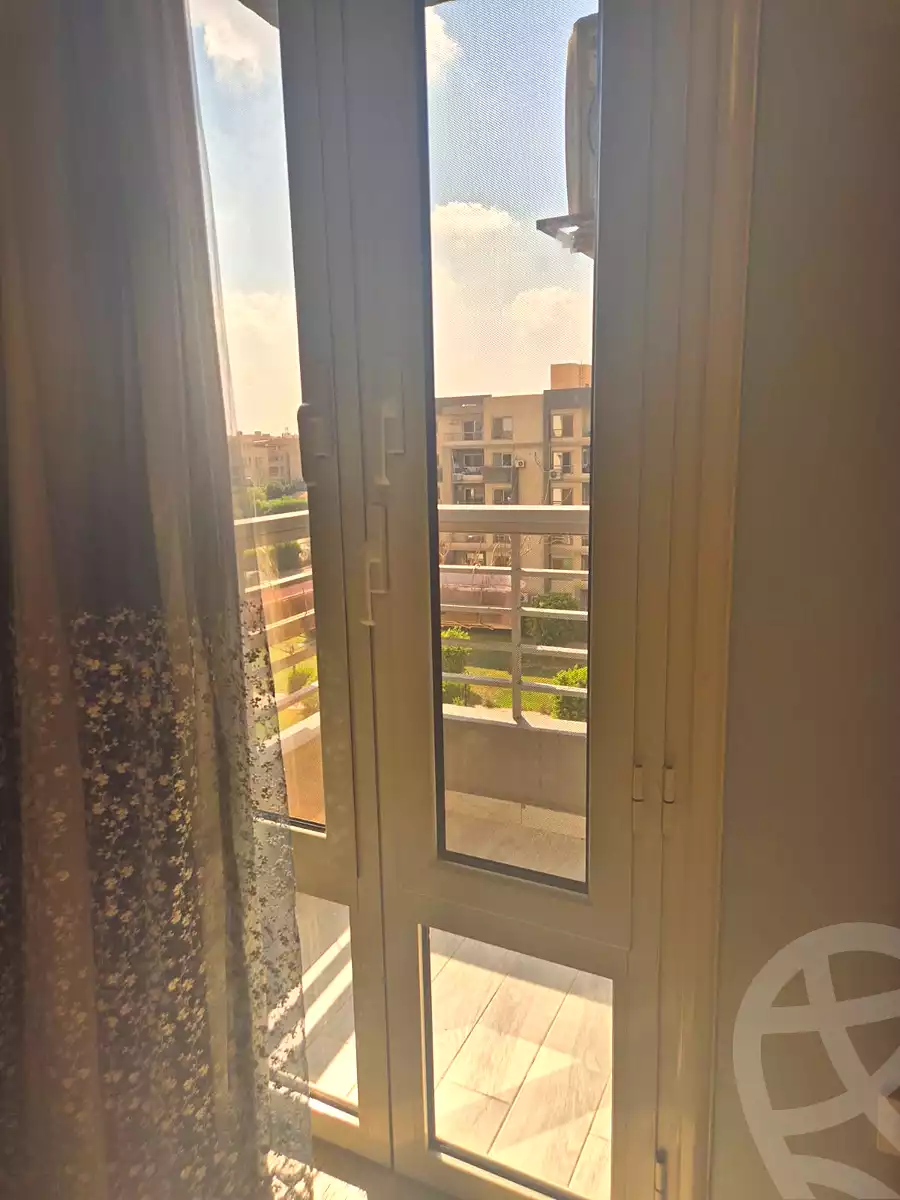 https://aqarmap.com.eg/ar/listing/7352392-for-sale-cairo-el-sheikh-zayed-city-compounds-dr-msr
