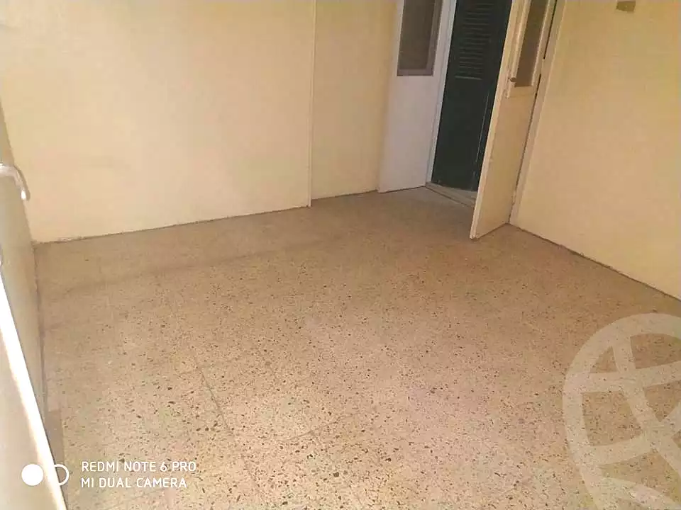 https://aqarmap.com.eg/ar/listing/7352647-for-rent-asyut-asyut-city-adli-yakn-st