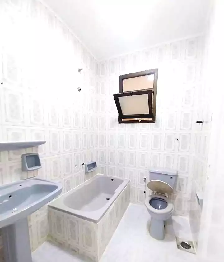 https://aqarmap.com.eg/ar/listing/7353047-for-sale-alexandria-al-agamy-shataa-el-nakheel