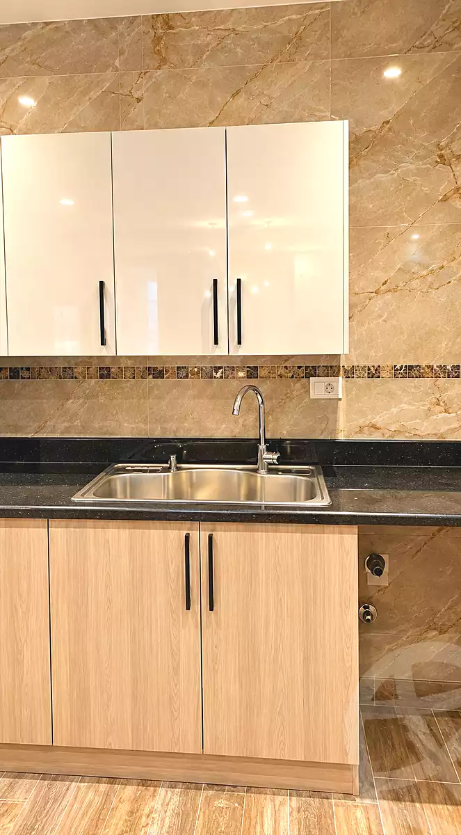 https://aqarmap.com.eg/en/listing/7353051-for-sale-cairo-new-cairo-compounds-park-view