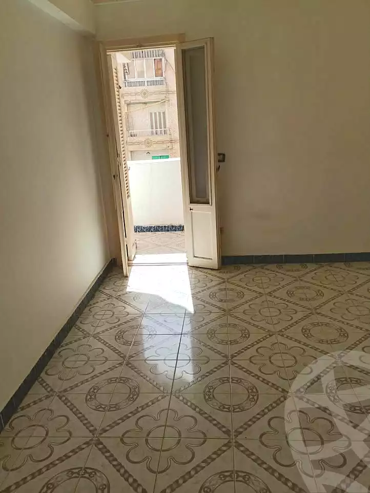 https://aqarmap.com.eg/ar/listing/7353224-for-rent-alexandria-miami-iskandar-ibrahim-st