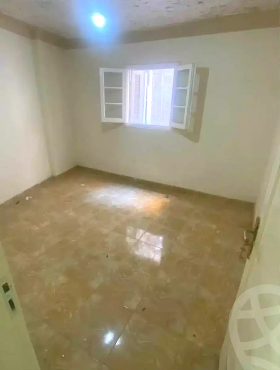 https://aqarmap.com.eg/en/listing/7353793-for-sale-alexandria-ganaklis