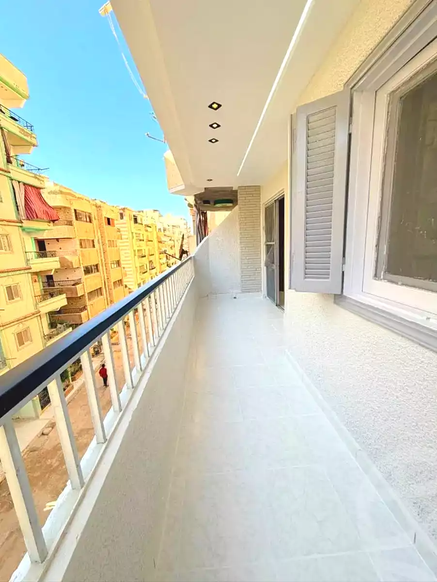 https://aqarmap.com.eg/ar/listing/7353828-for-sale-alexandria-al-agamy-shataa-el-nakheel