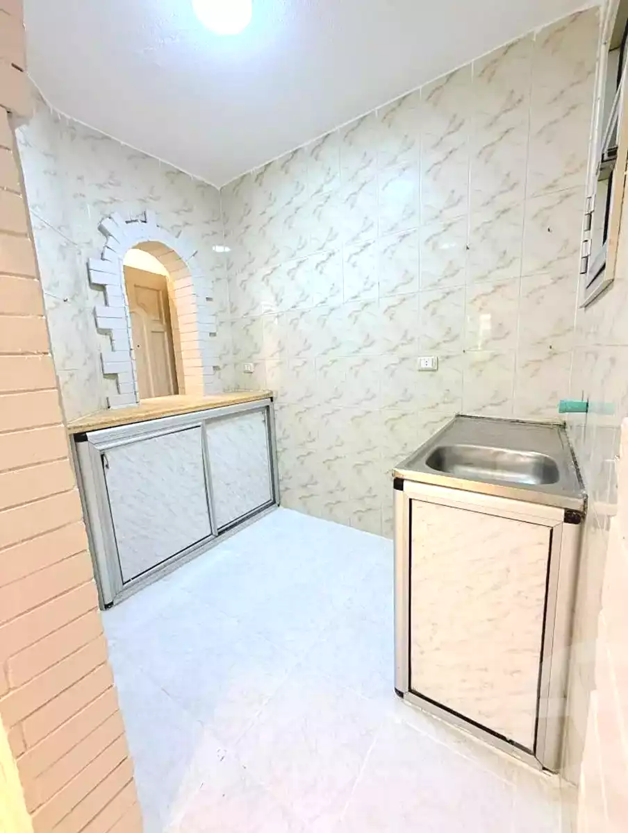 https://aqarmap.com.eg/ar/listing/7353828-for-sale-alexandria-al-agamy-shataa-el-nakheel