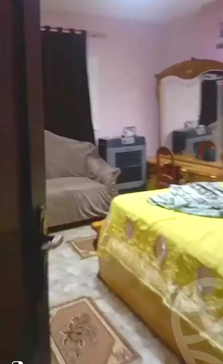 https://aqarmap.com.eg/ar/listing/7353958-for-sale-cairo-ain-shams-ain-shams-el-sharkia-el-zahraa-st
