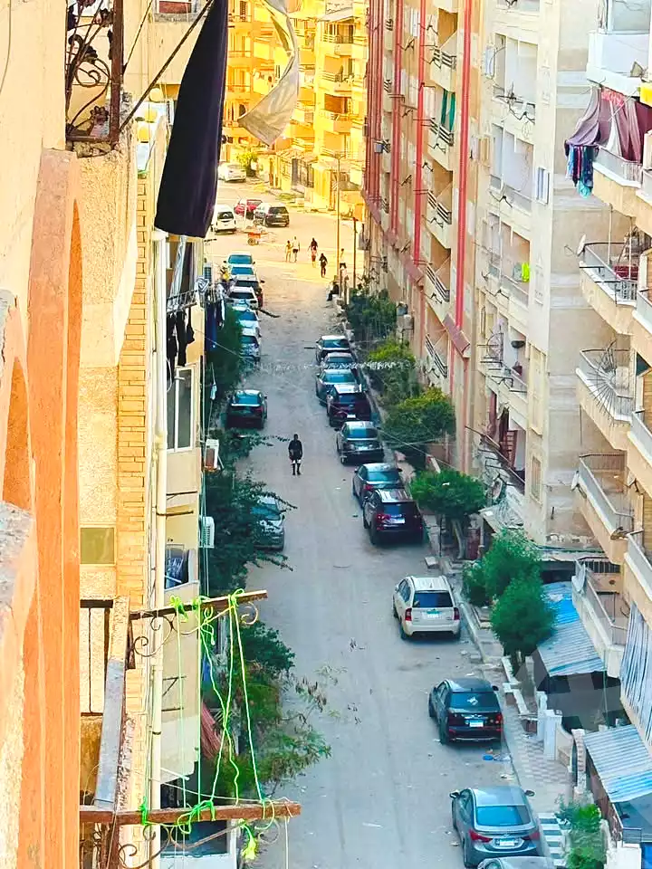 https://aqarmap.com.eg/en/listing/7354011-for-sale-alexandria-al-agamy-shataa-el-nakheel