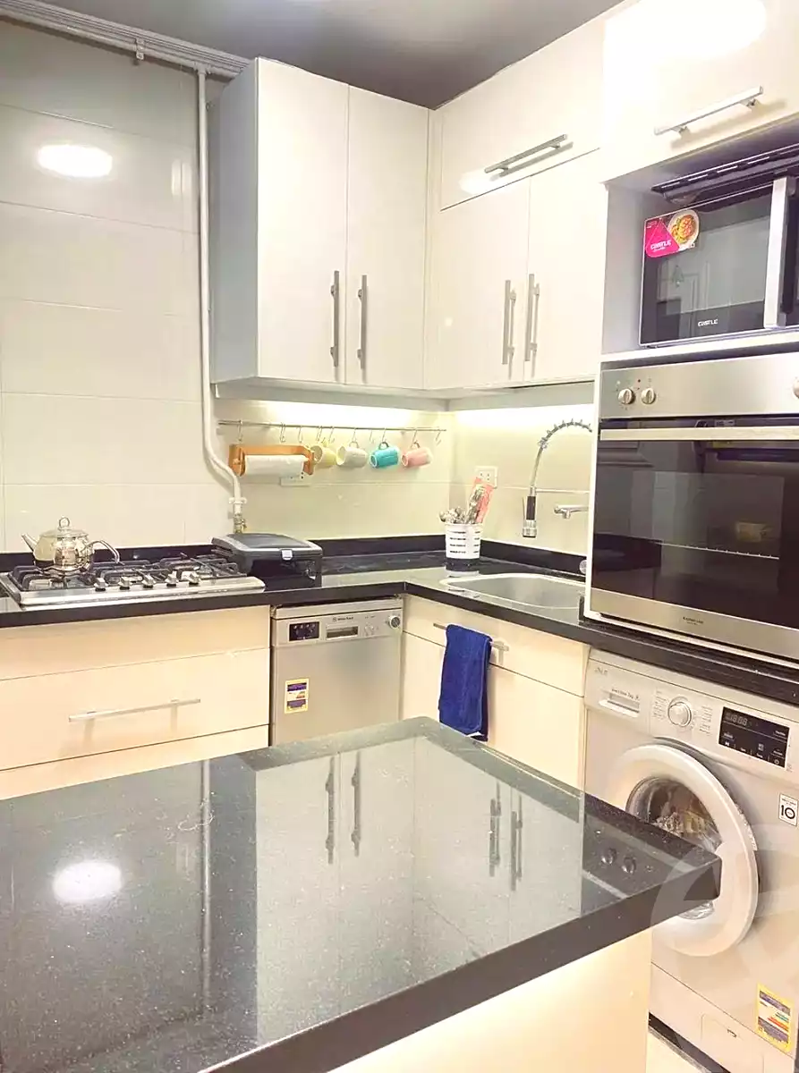 https://aqarmap.com.eg/ar/listing/7354020-for-sale-alexandria-sydy-bshr-sydy-bshr-bhry-magd-el-arab-mohamed-st