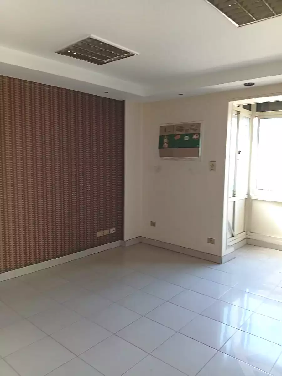 https://aqarmap.com.eg/ar/listing/7354036-for-rent-cairo-downtown-ramsis