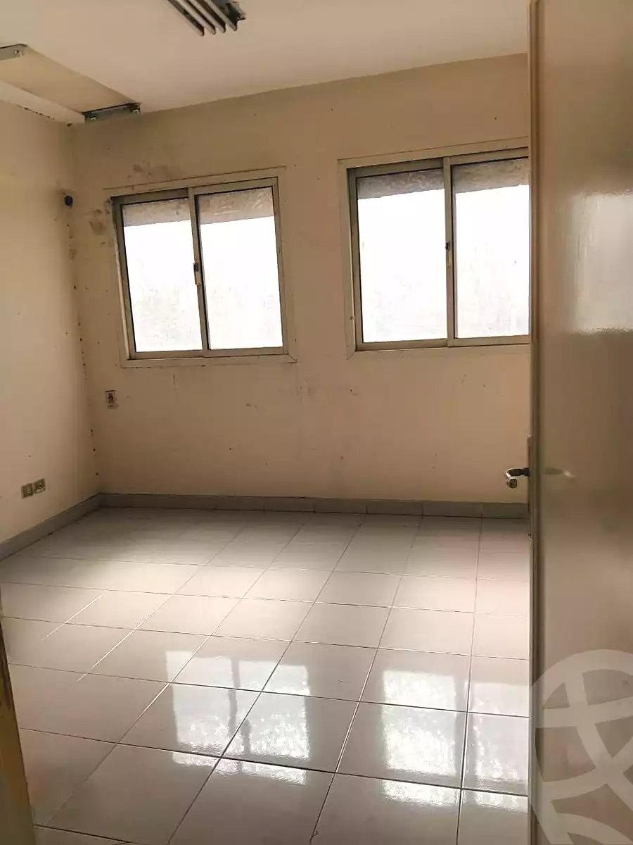 https://aqarmap.com.eg/ar/listing/7354036-for-rent-cairo-downtown-ramsis