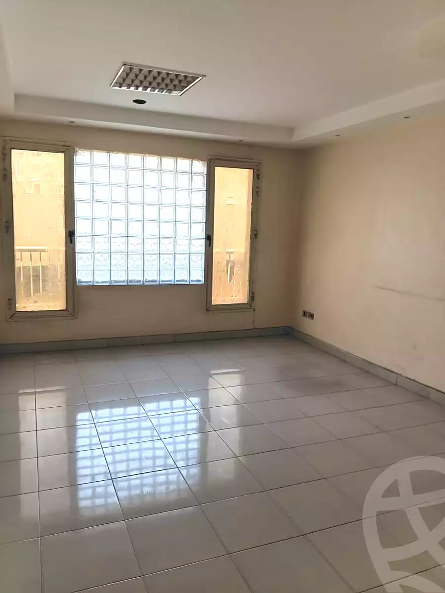 https://aqarmap.com.eg/ar/listing/7354036-for-rent-cairo-downtown-ramsis