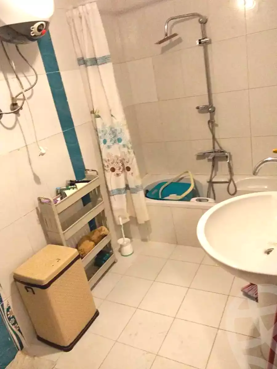 https://aqarmap.com.eg/ar/listing/7354102-for-sale-alexandria-sydy-bshr-sydy-bshr-bhry-shr-mhmwd-l-yswy