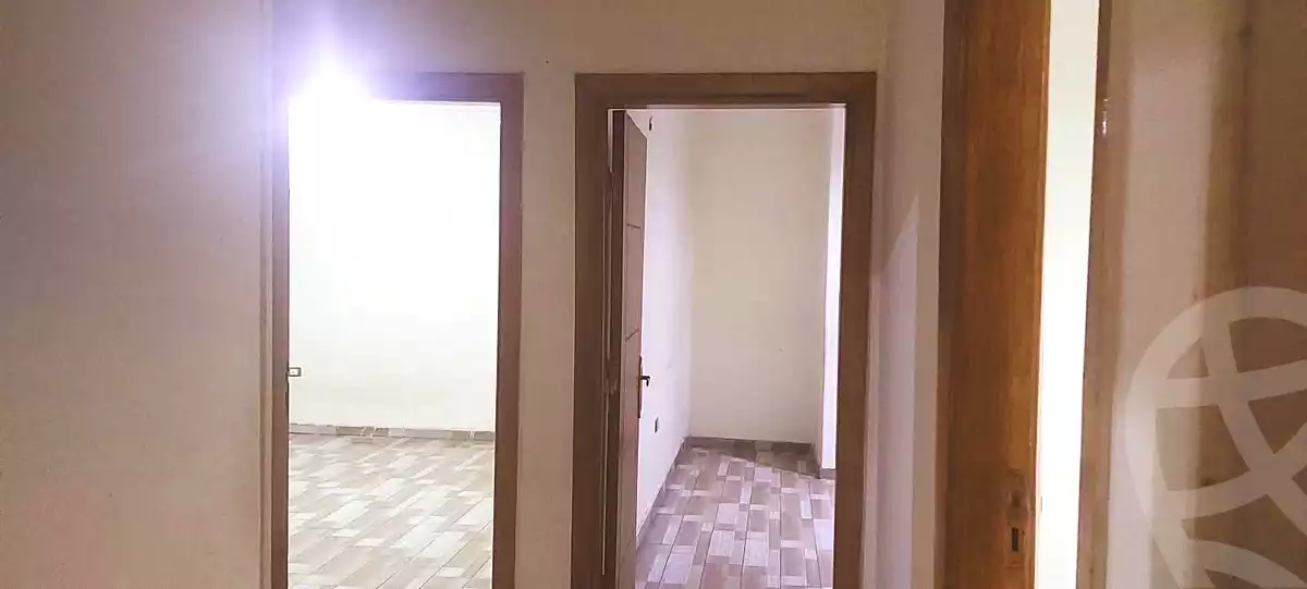 https://aqarmap.com.eg/en/listing/7354235-for-sale-cairo-el-haram-el-maryotya-nazlet-el-seesy-st