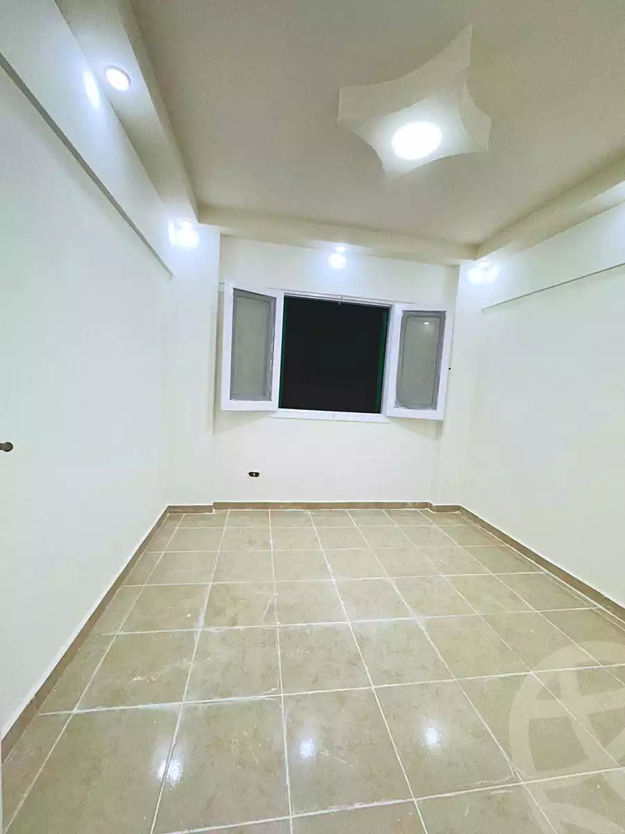https://aqarmap.com.eg/ar/listing/7354686-for-sale-alexandria-al-agamy-shataa-el-nakheel