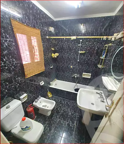 https://aqarmap.com.eg/ar/listing/7355056-for-sale-cairo-helwan-helwan-el-sharkeya-borhan-st