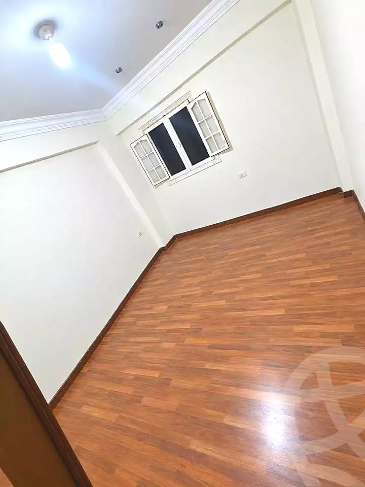 https://aqarmap.com.eg/en/listing/7355090-for-sale-alexandria-al-agamy-el-kilo-21