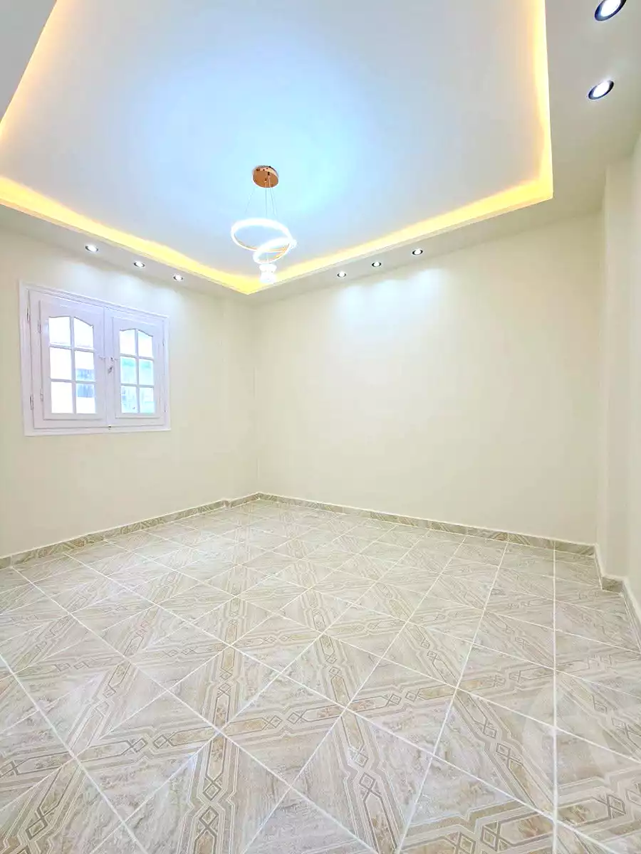 https://aqarmap.com.eg/ar/listing/7355146-for-sale-alexandria-al-agamy-shataa-el-nakheel