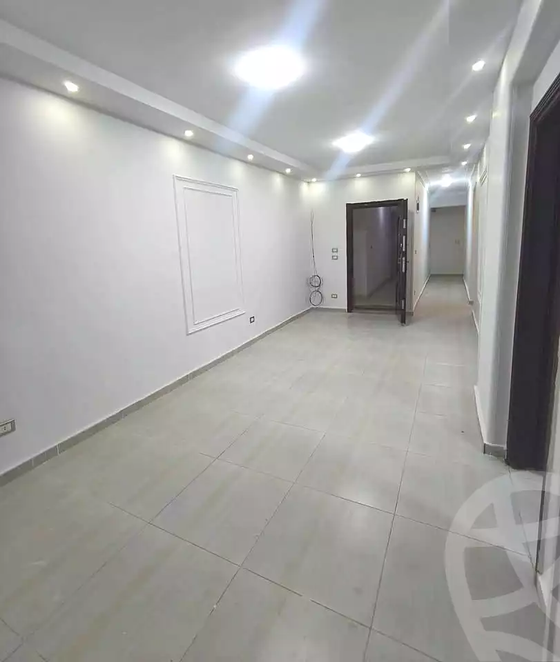 https://aqarmap.com.eg/ar/listing/7355813-for-sale-alexandria-lsywf-el-falki