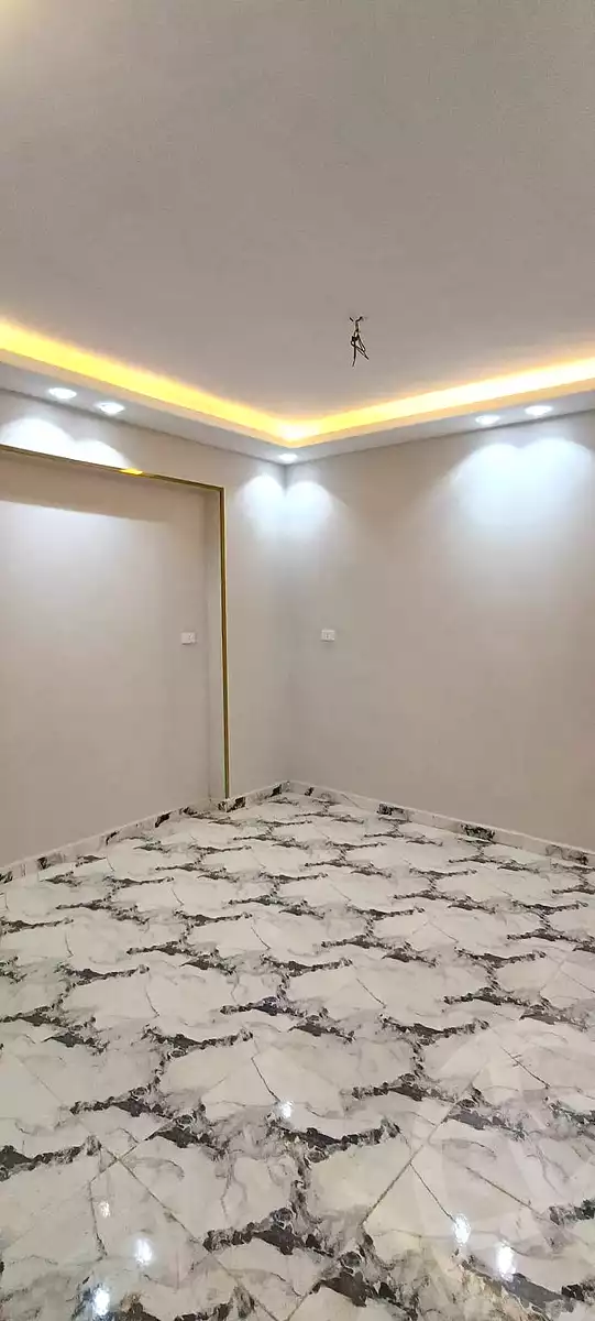 https://aqarmap.com.eg/ar/listing/7355847-for-sale-cairo-ain-shams-ain-shams-el-sharkia-el-eshrein-stt