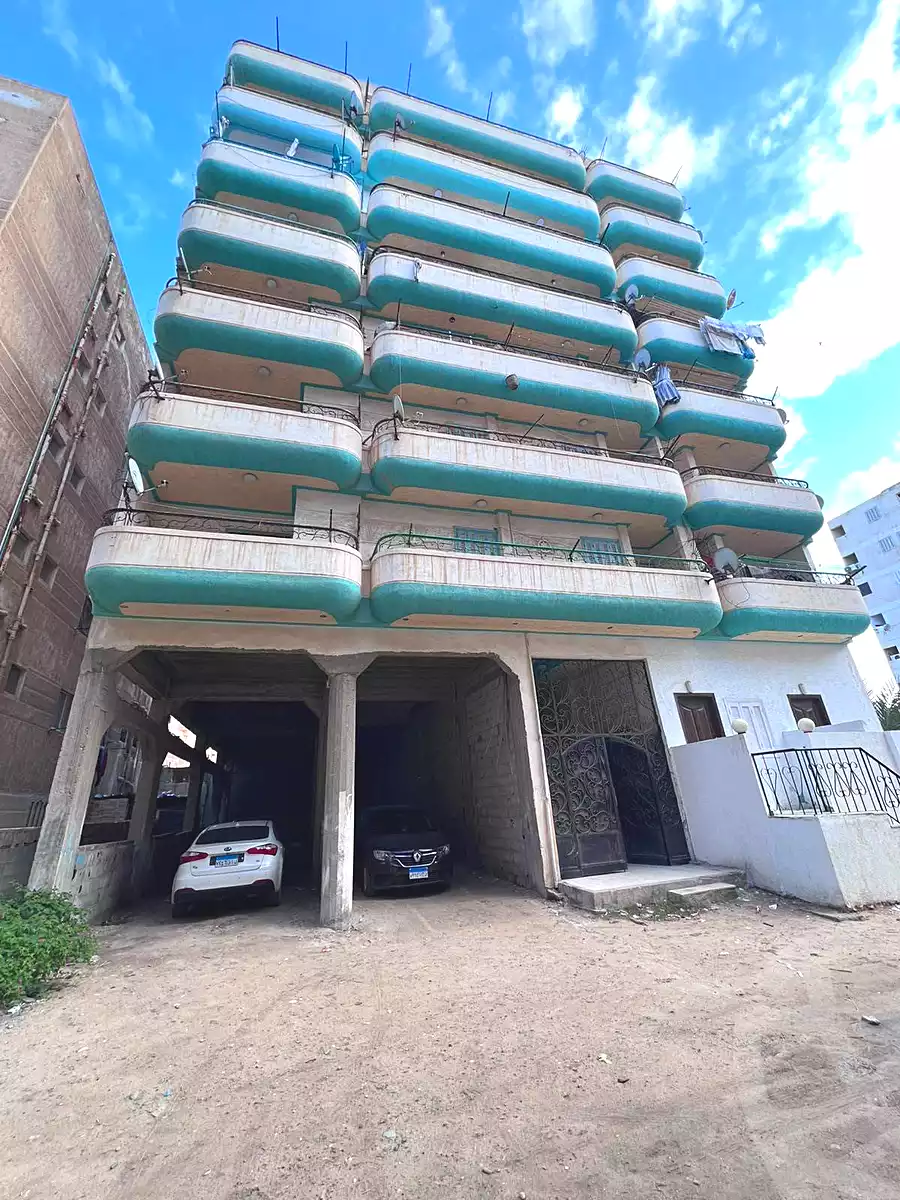 https://aqarmap.com.eg/ar/listing/7356095-for-sale-alexandria-al-agamy-shataa-el-nakheel