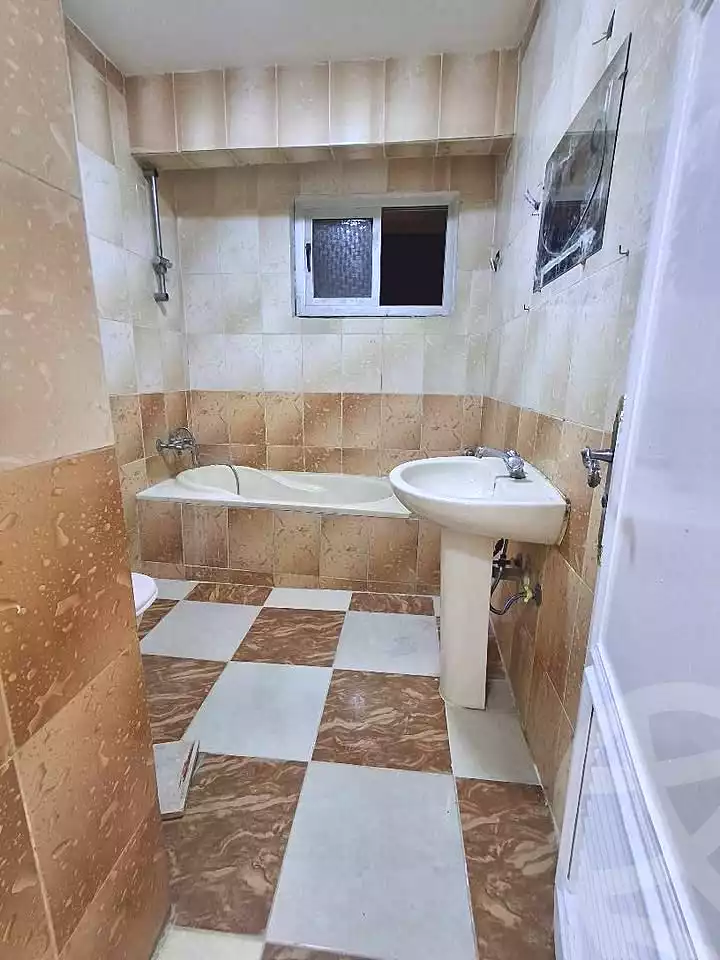 https://aqarmap.com.eg/ar/listing/7174667-for-sale-alexandria-al-agamy-shataa-el-nakheel