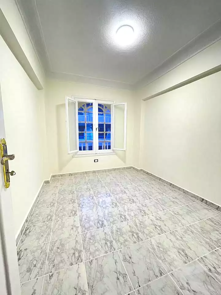 https://aqarmap.com.eg/ar/listing/7356400-for-sale-alexandria-al-agamy-shataa-el-nakheel
