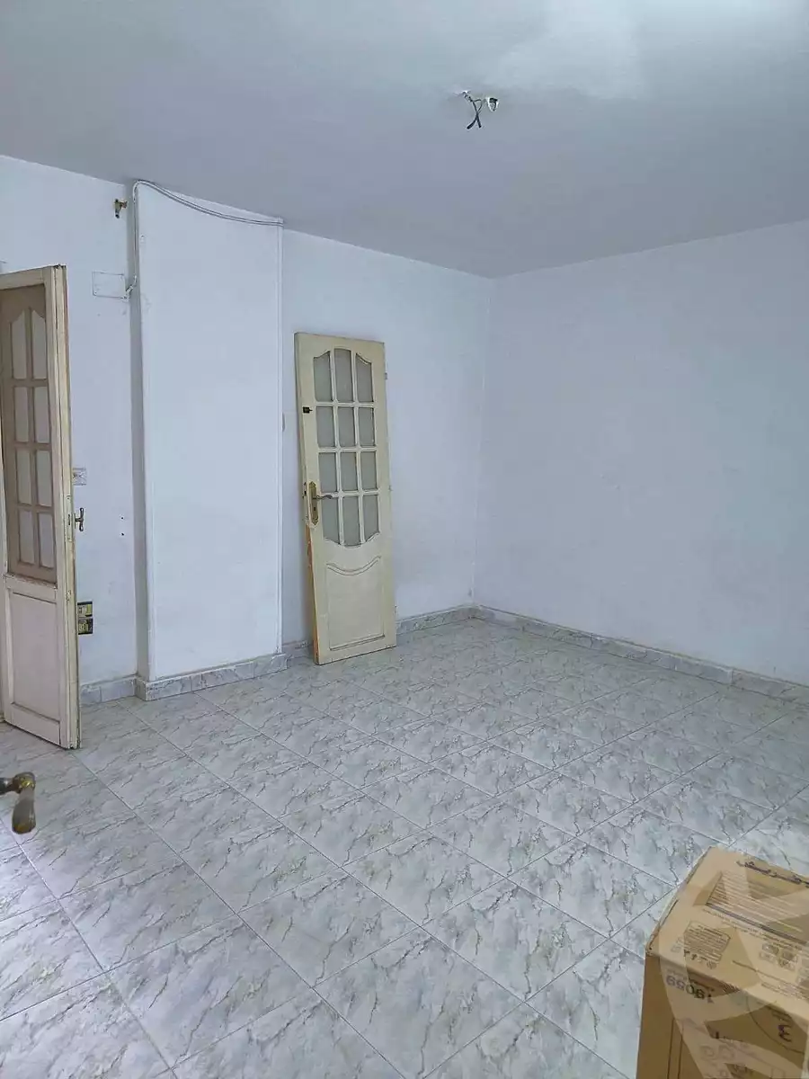 https://aqarmap.com.eg/ar/listing/7356933-for-sale-cairo-helwan-zou-el-fekar-basha-st