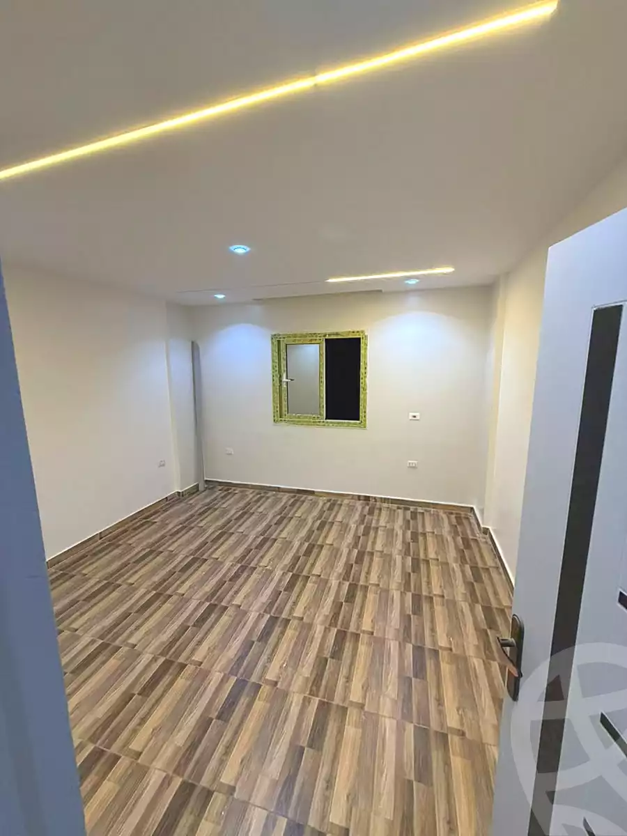 https://aqarmap.com.eg/en/listing/7356965-for-sale-cairo-6th-of-october-el-ahyaa-neighborhood-3rd-al-hay-al-thalith-st