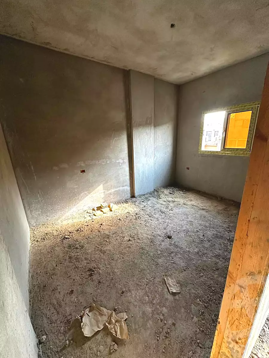 https://aqarmap.com.eg/en/listing/7356969-for-sale-cairo-6th-of-october-el-ahyaa-neighborhood-2nd-divided-from-al-kafrawei-st