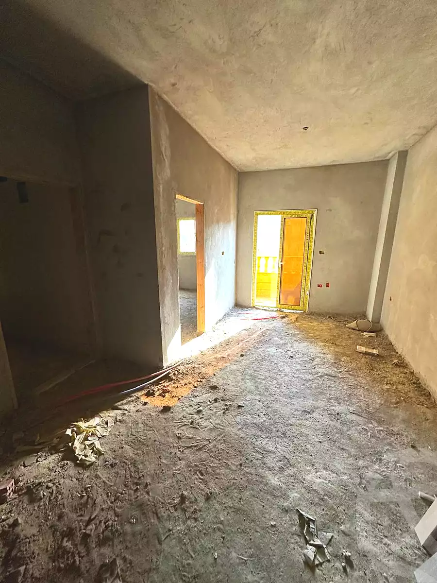 https://aqarmap.com.eg/en/listing/7356969-for-sale-cairo-6th-of-october-el-ahyaa-neighborhood-2nd-divided-from-al-kafrawei-st