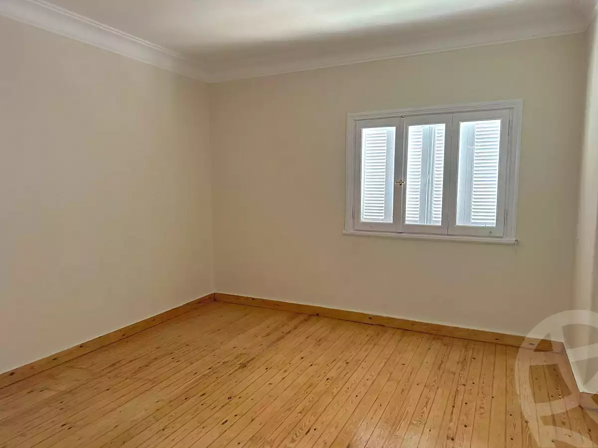 https://aqarmap.com.eg/ar/listing/7356970-for-sale-cairo-6th-of-october-el-ahyaa-neighborhood-5th-street-14