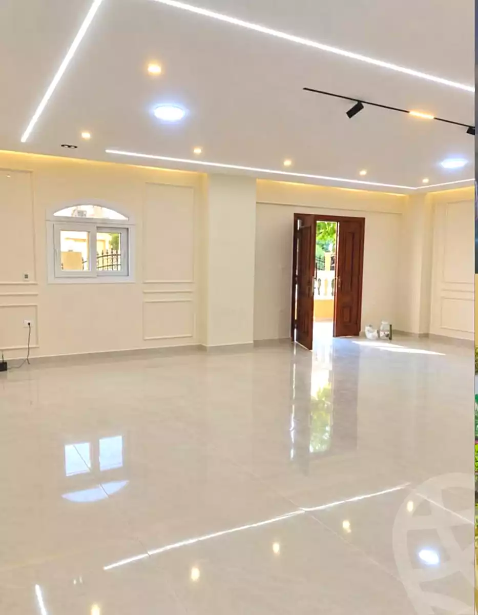 https://aqarmap.com.eg/ar/listing/7357042-for-sale-cairo-6th-of-october-hadaeq-october-compounds-el-fardoos-city