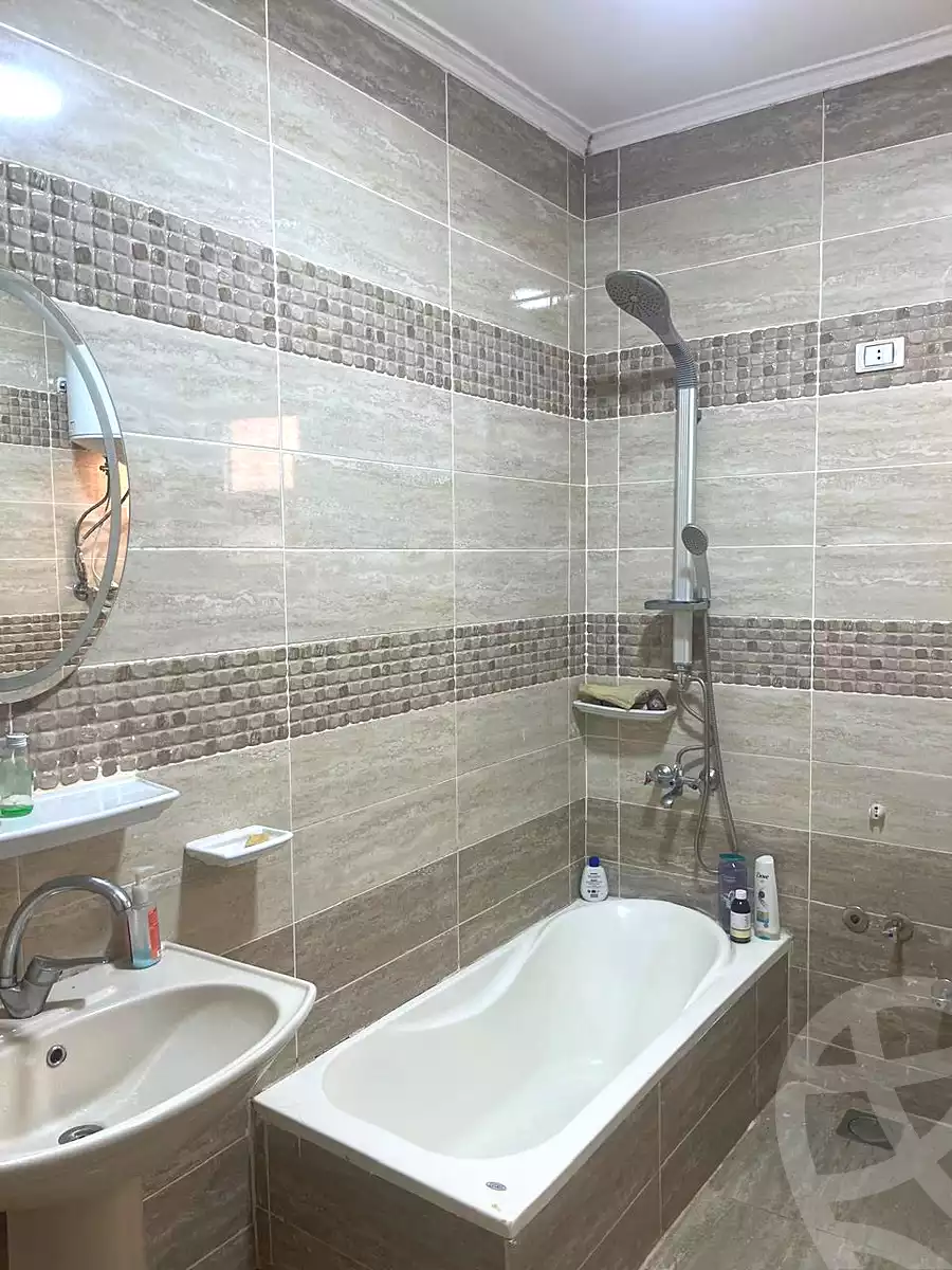 https://aqarmap.com.eg/ar/listing/7357164-for-sale-cairo-new-cairo-el-kornfol-el-kornfol-7